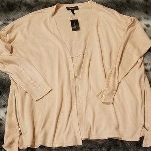 🛍5 for $25🎉NWT Lane Bryant sweater